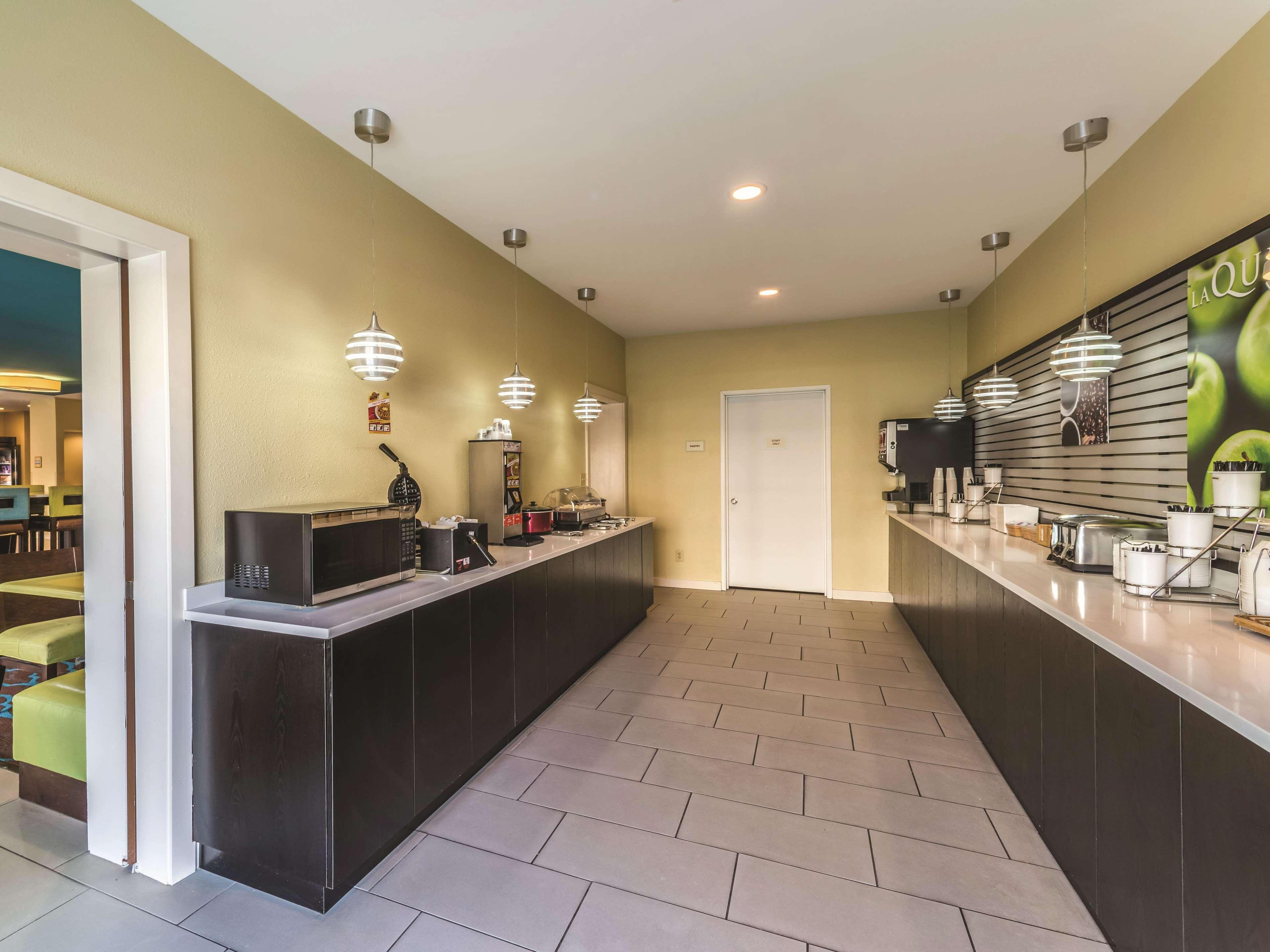 La Quinta By Wyndham Collinsville - St. Louis Exterior foto