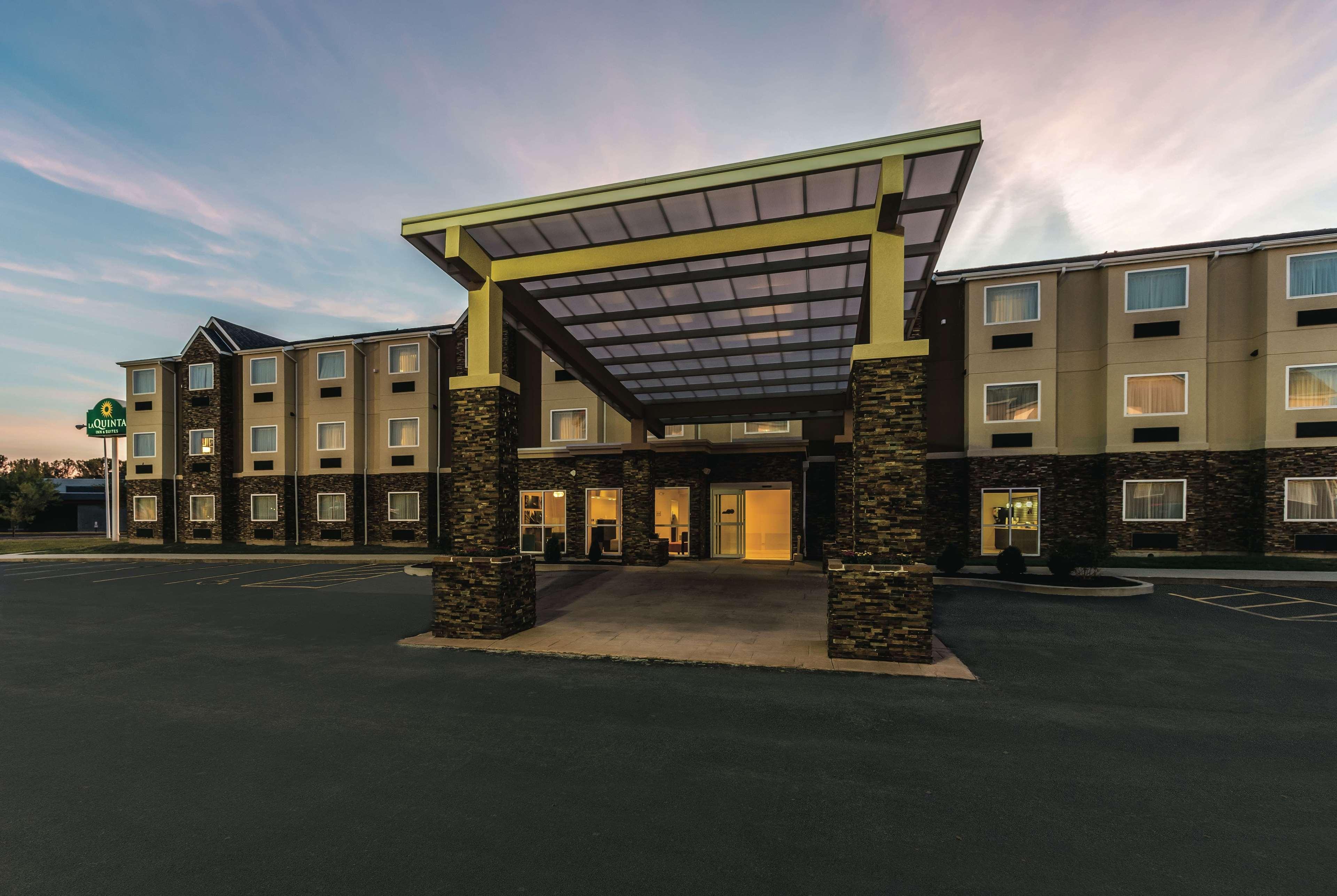 La Quinta By Wyndham Collinsville - St. Louis Exterior foto