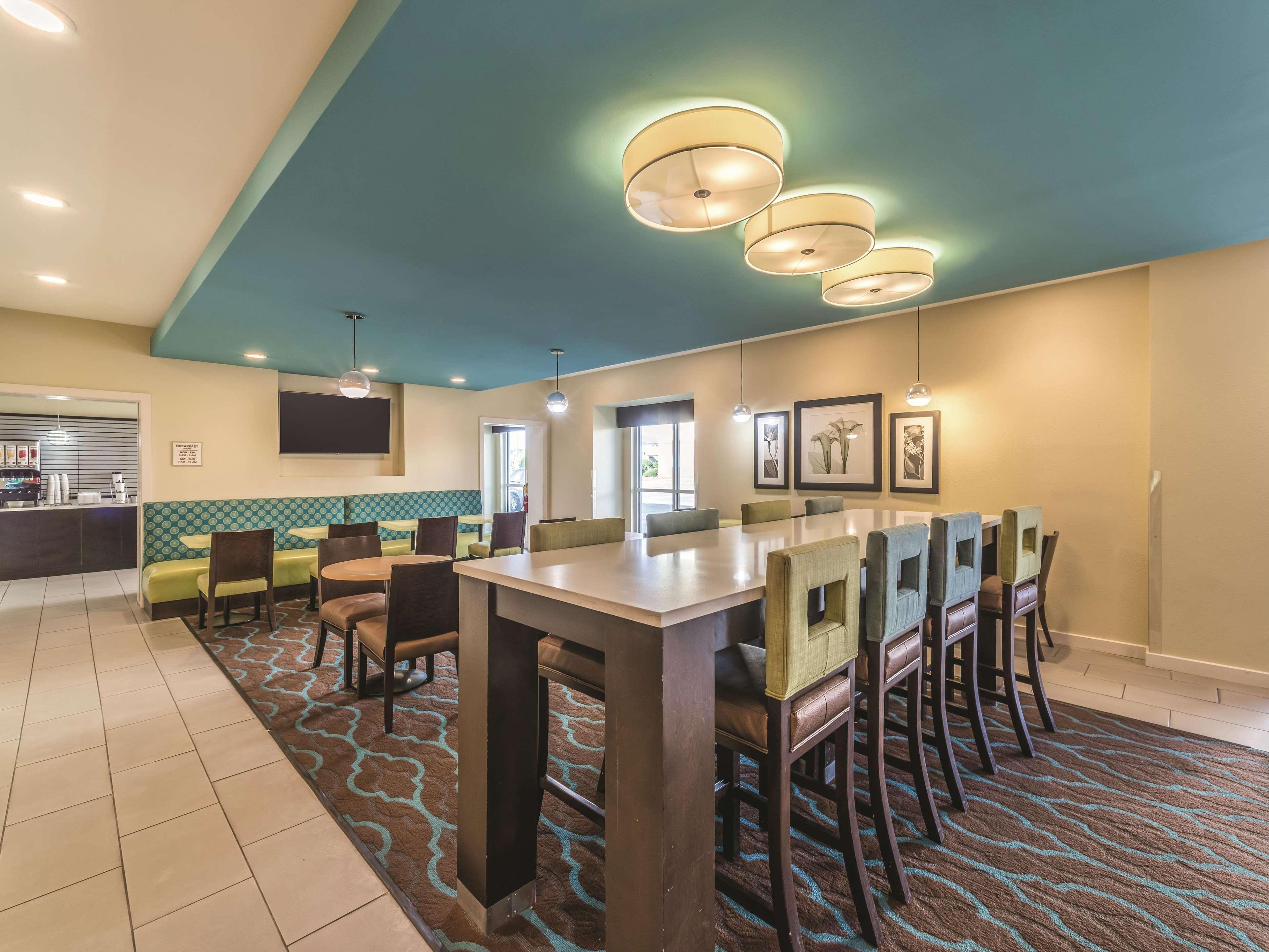 La Quinta By Wyndham Collinsville - St. Louis Exterior foto