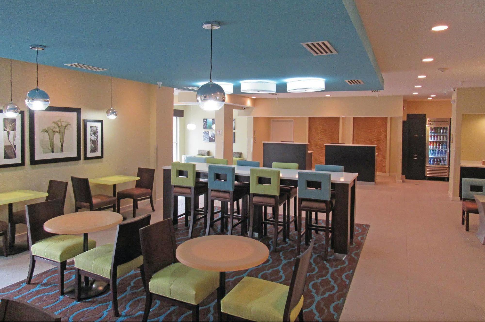 La Quinta By Wyndham Collinsville - St. Louis Exterior foto