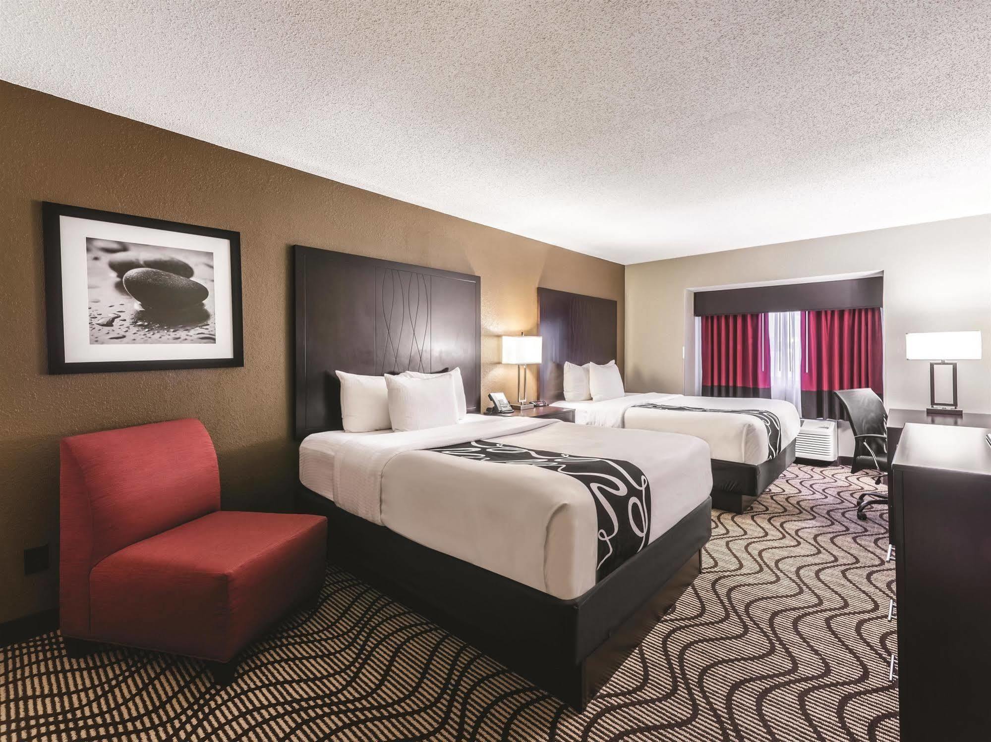 La Quinta By Wyndham Collinsville - St. Louis Exterior foto
